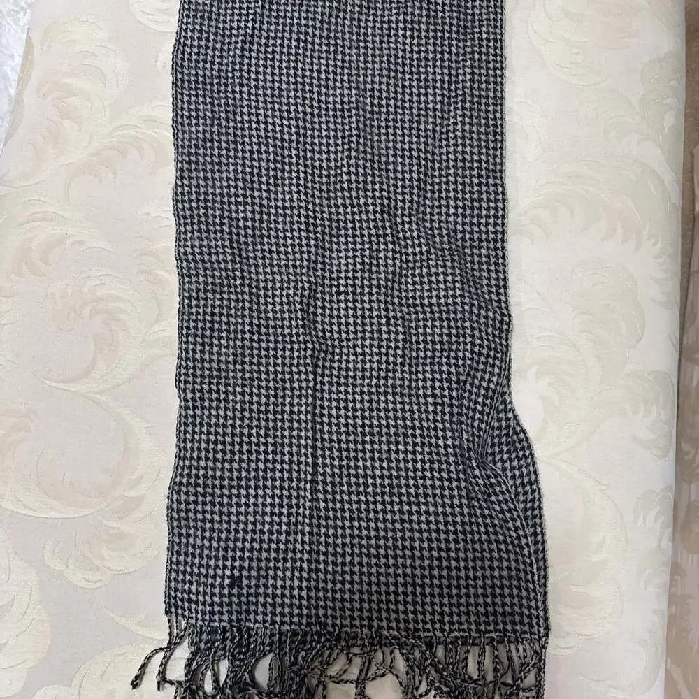 Houndstooth‎ Wool Scarf